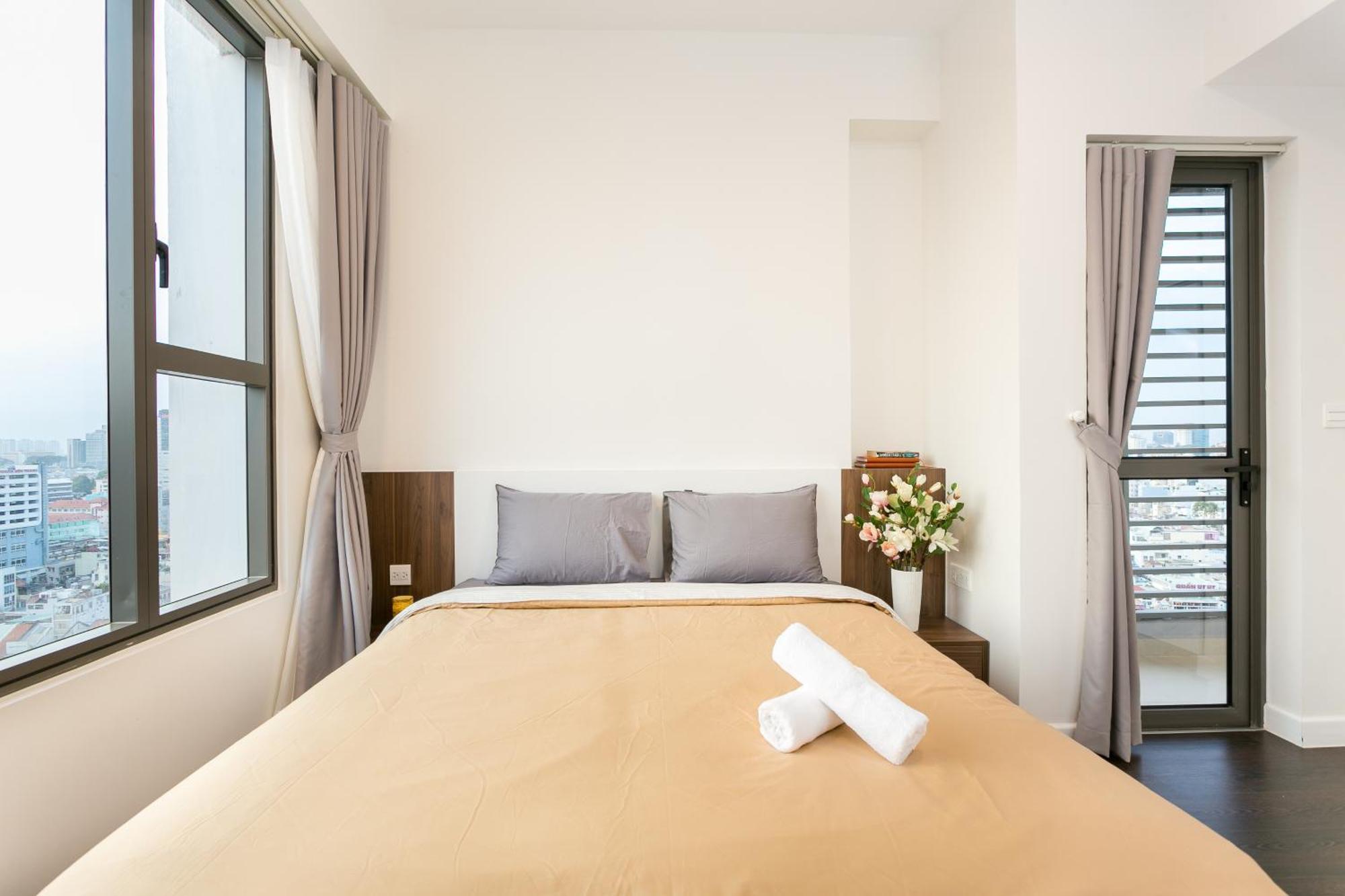 Central Business District Rivergate Apartment - Free Pickup & Pool 호치민 외부 사진