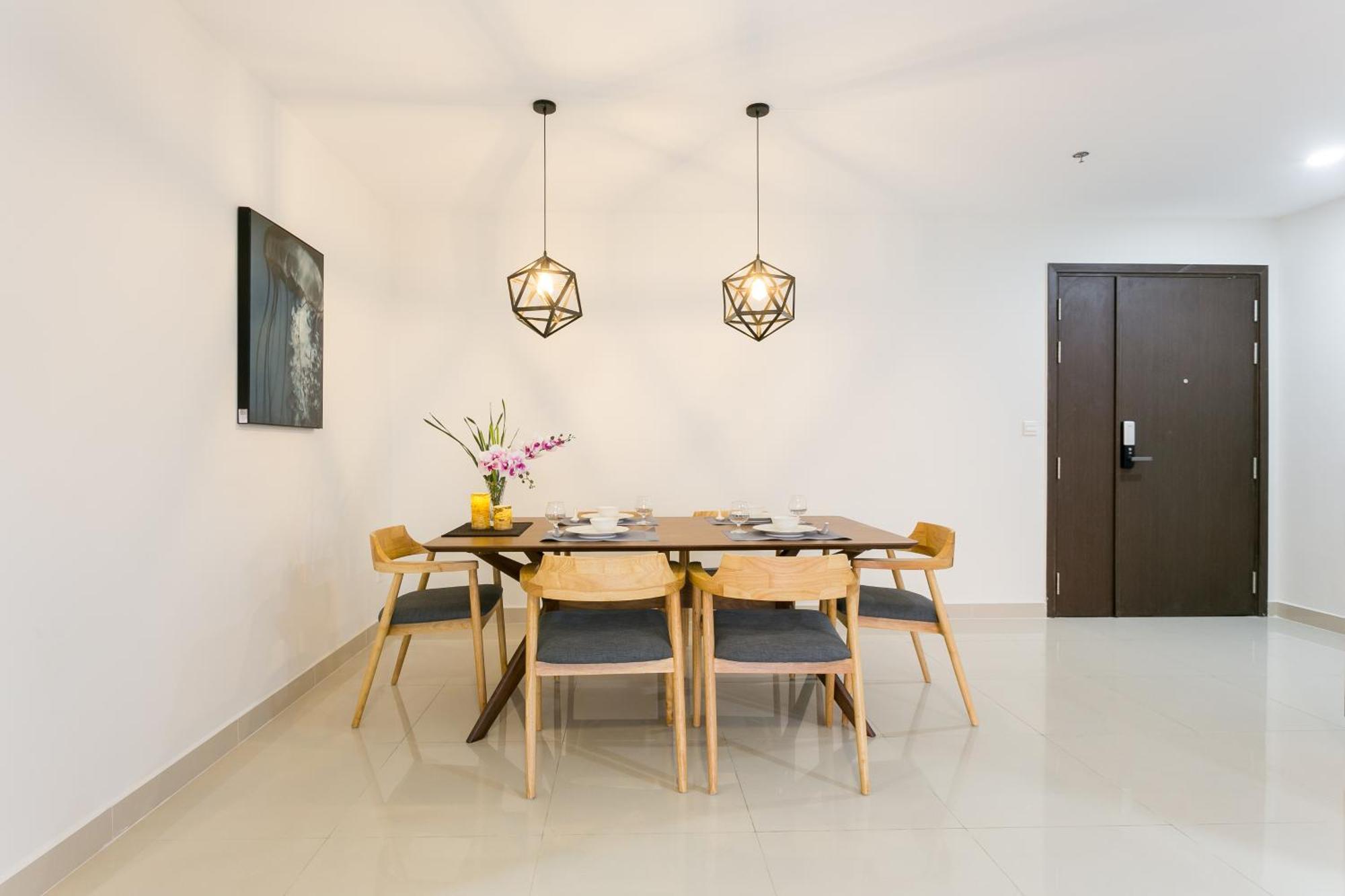 Central Business District Rivergate Apartment - Free Pickup & Pool 호치민 외부 사진