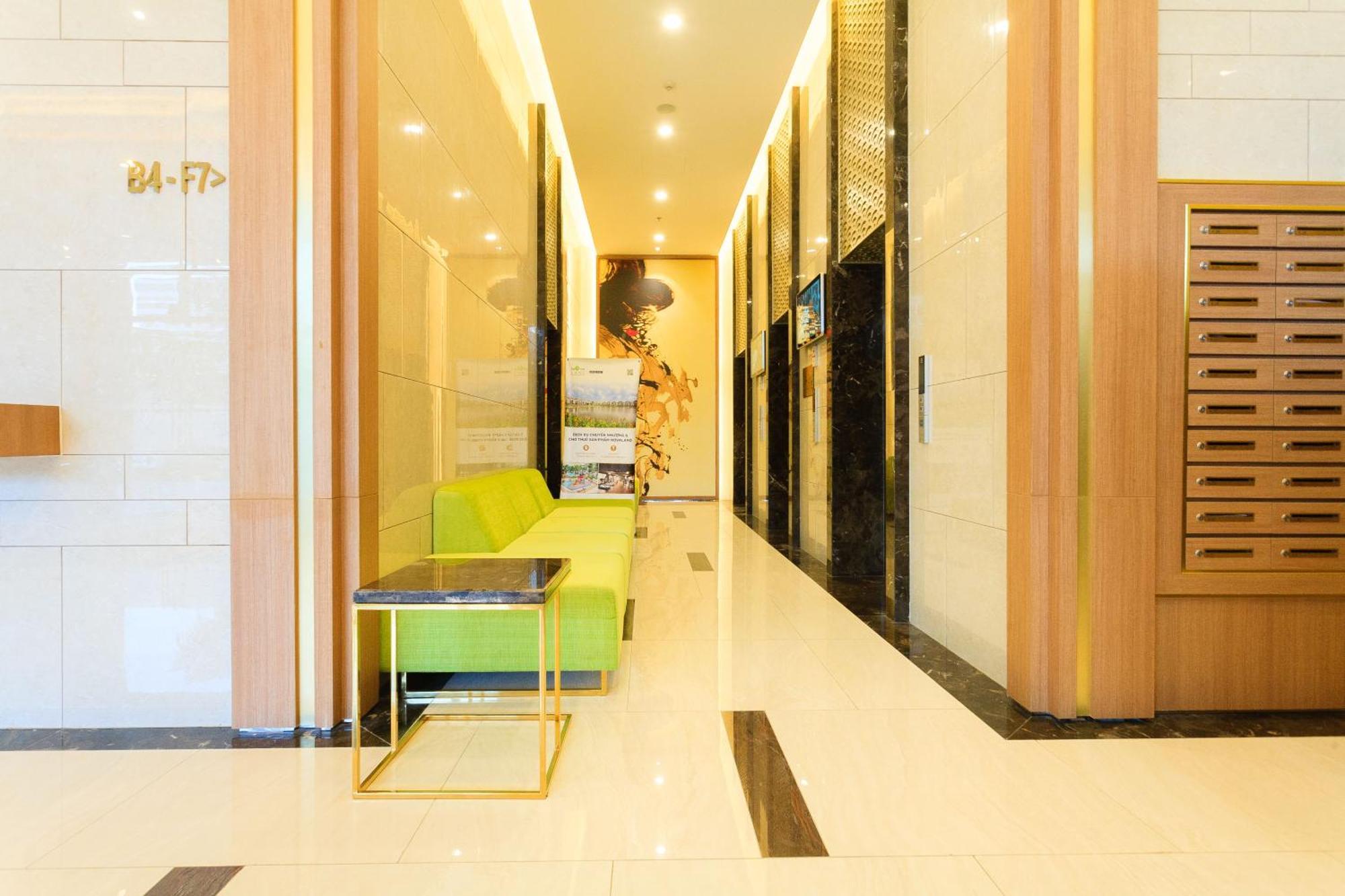 Central Business District Rivergate Apartment - Free Pickup & Pool 호치민 외부 사진