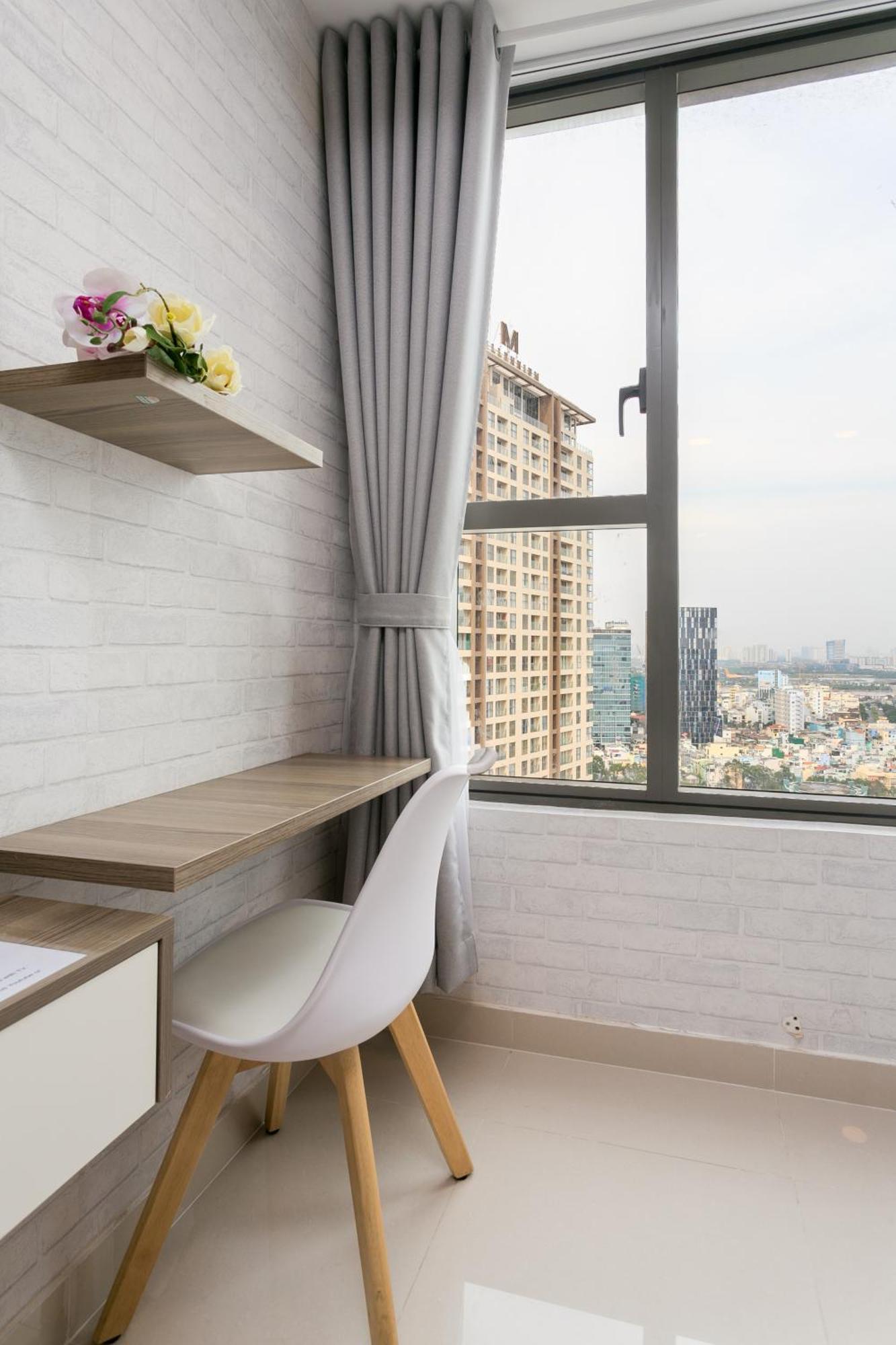 Central Business District Rivergate Apartment - Free Pickup & Pool 호치민 외부 사진