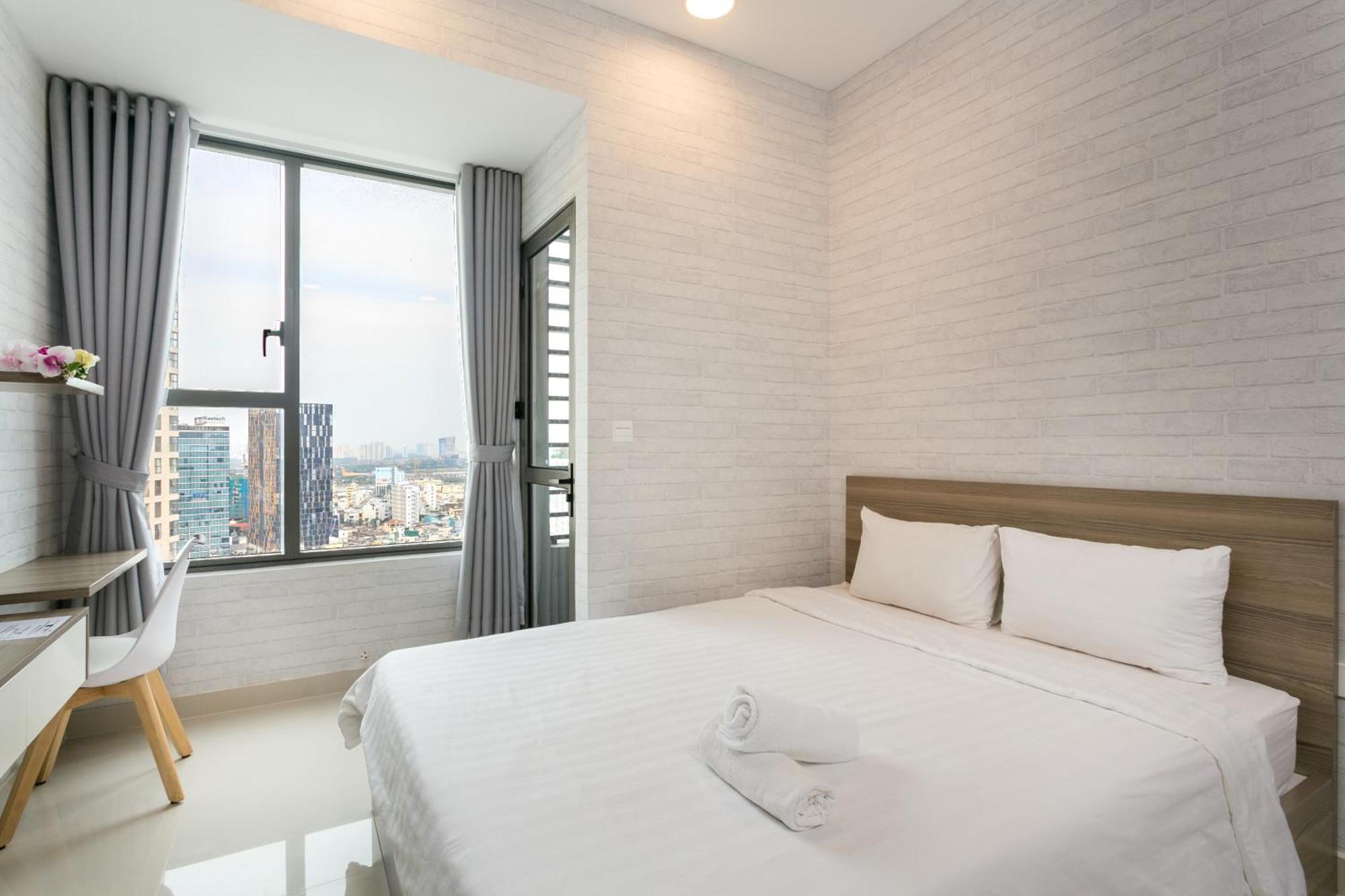 Central Business District Rivergate Apartment - Free Pickup & Pool 호치민 외부 사진